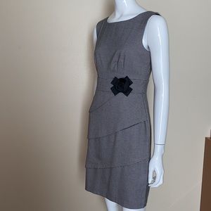 NWOT, Beautiful sleeveless dress size 4.